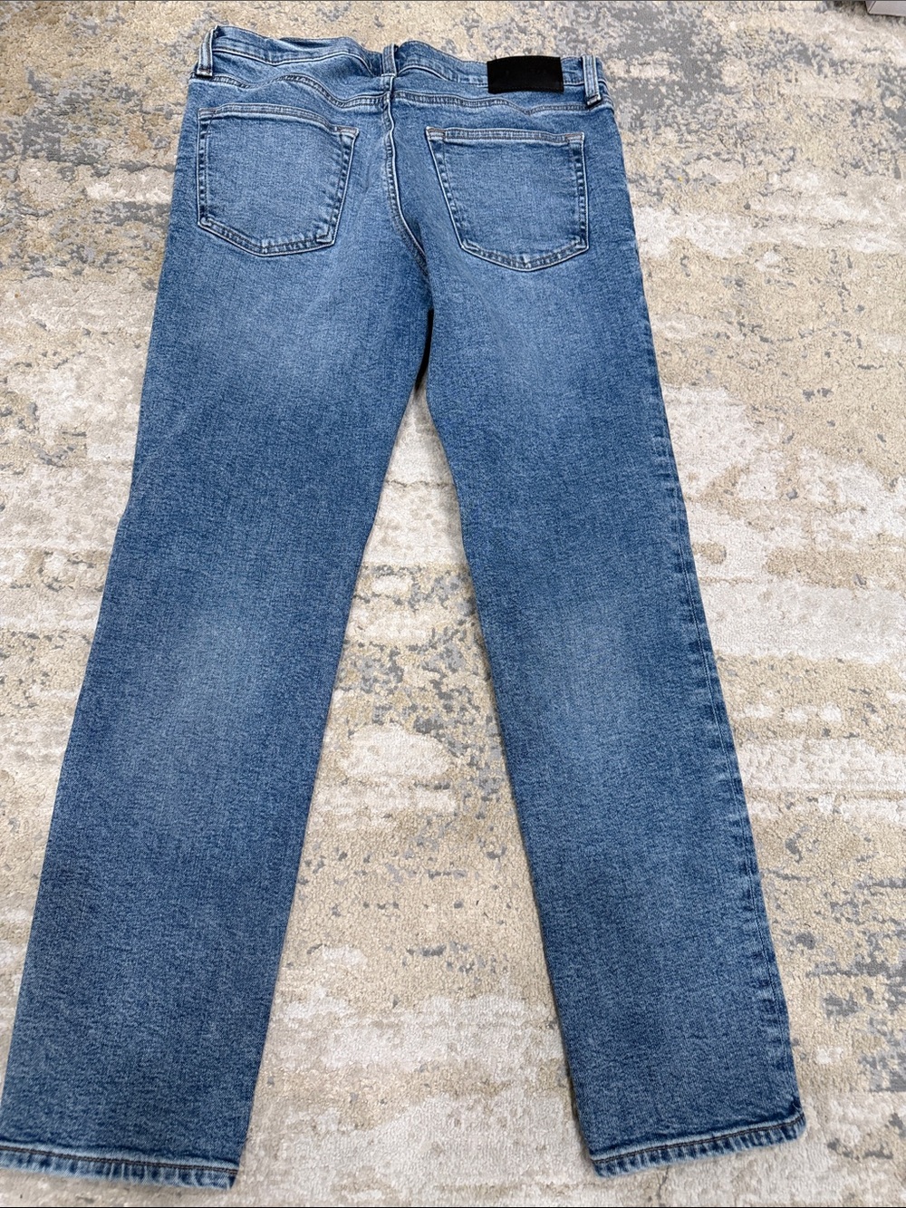 Express Men's Light Blue Straight Jeans